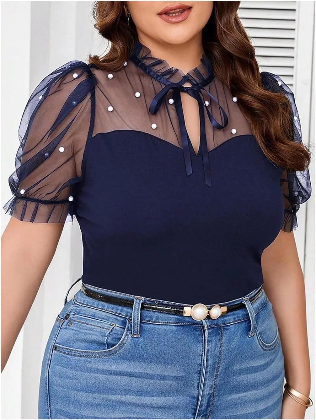 WDIRARA Women's Plus Size Mesh Patchwork Pearls Blouse Tie Neck Puff Short Sleeve Top