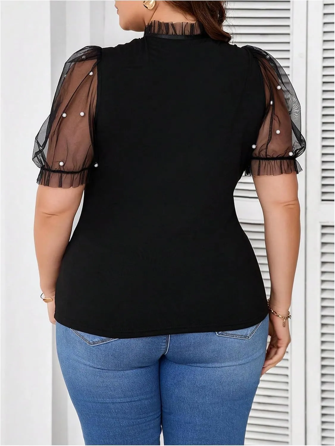 WDIRARA Women's Plus Size Mesh Patchwork Pearls Blouse Tie Neck Puff Short Sleeve Top